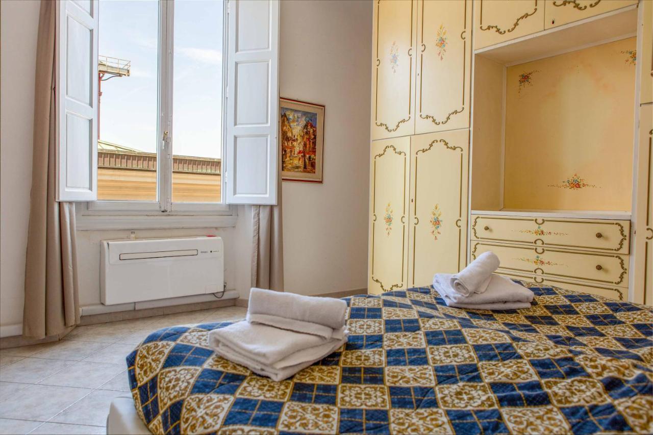 San Lorenzo Market - 2 Bedroom Apartment Florence Buitenkant foto